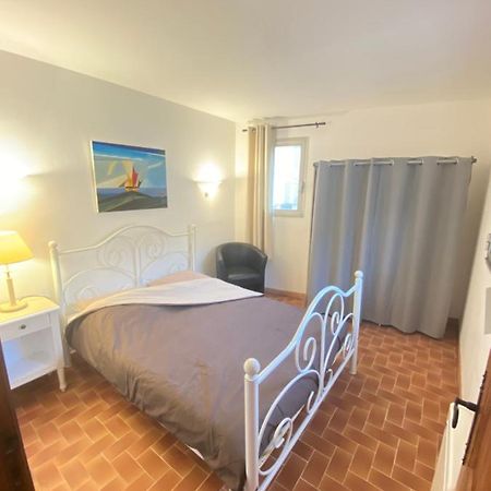 Charmant Appartement Au Coeur Du Village Tourrettes-sur-Loup Esterno foto