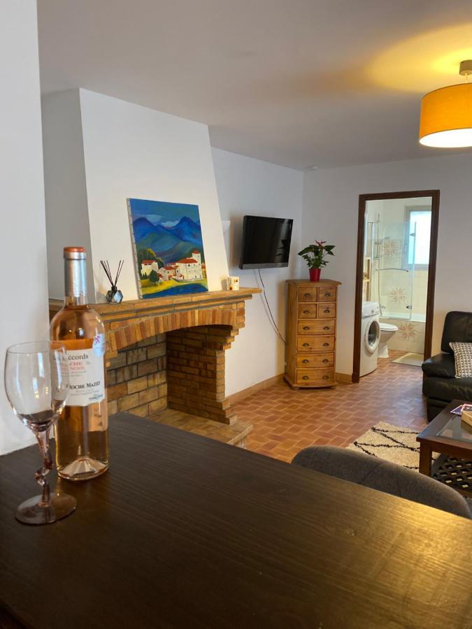 Charmant Appartement Au Coeur Du Village Tourrettes-sur-Loup Esterno foto