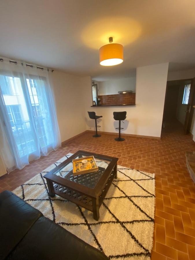Charmant Appartement Au Coeur Du Village Tourrettes-sur-Loup Esterno foto